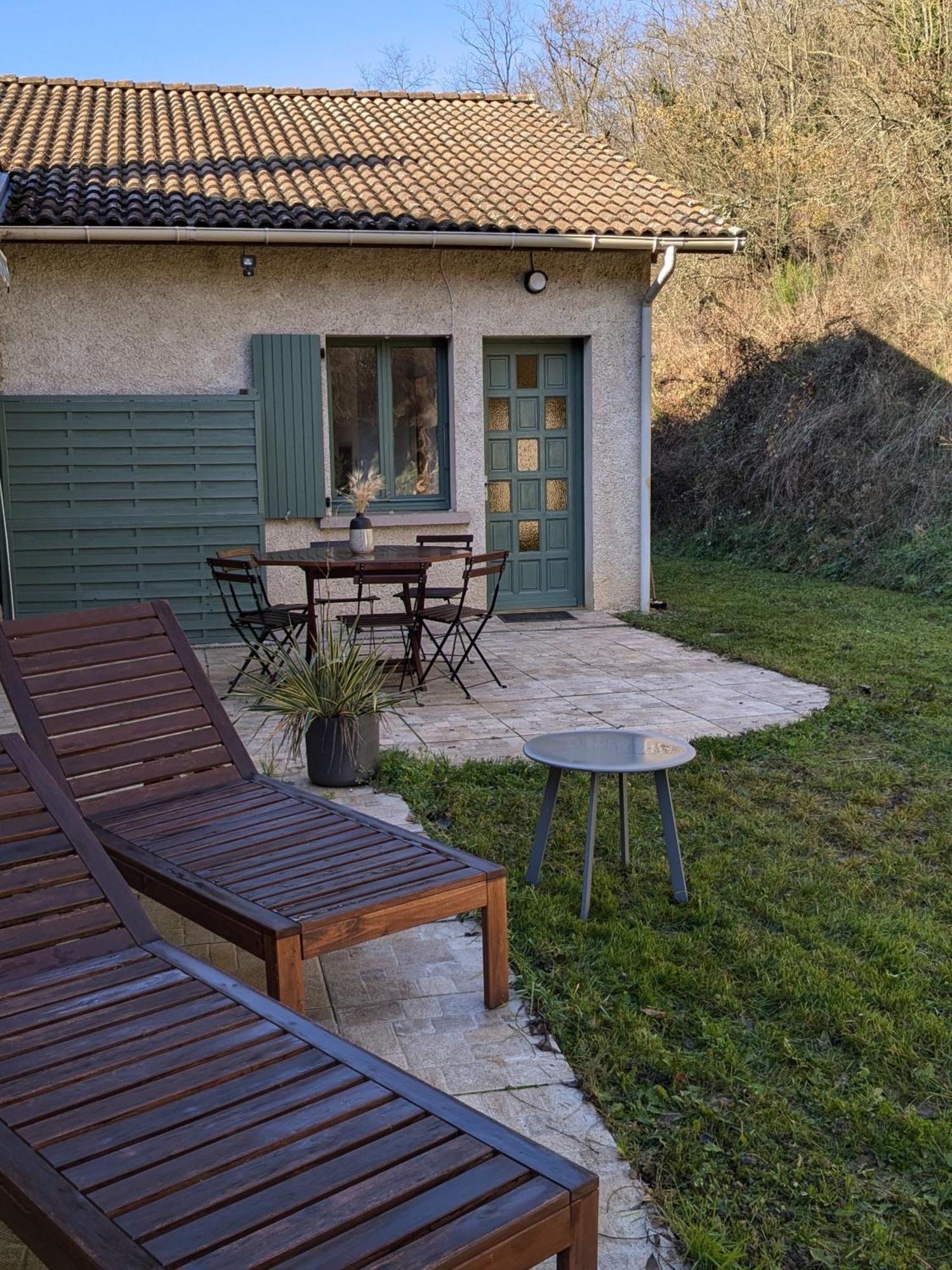 Camping Les Berges Du Doux Colombier-le-Vieux Экстерьер фото