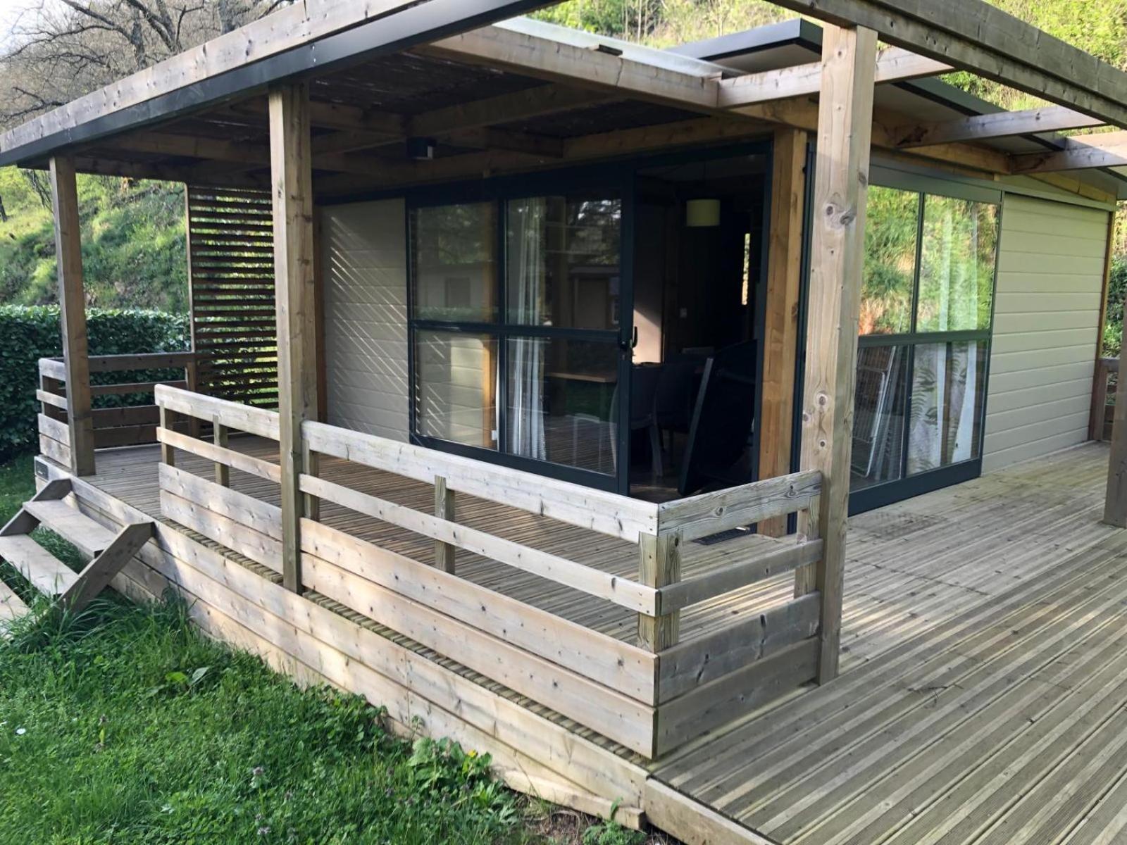 Camping Les Berges Du Doux Colombier-le-Vieux Экстерьер фото