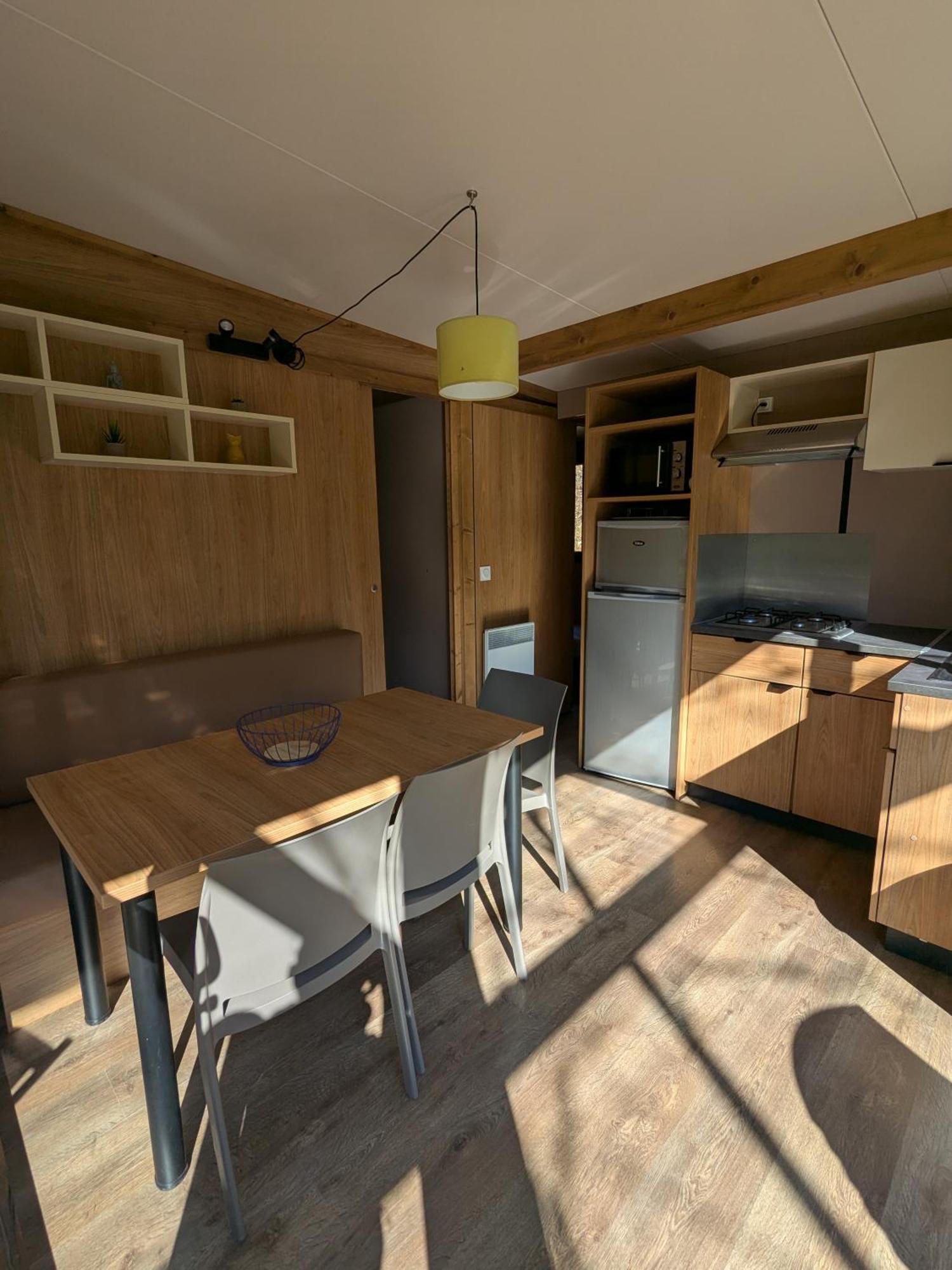 Camping Les Berges Du Doux Colombier-le-Vieux Экстерьер фото